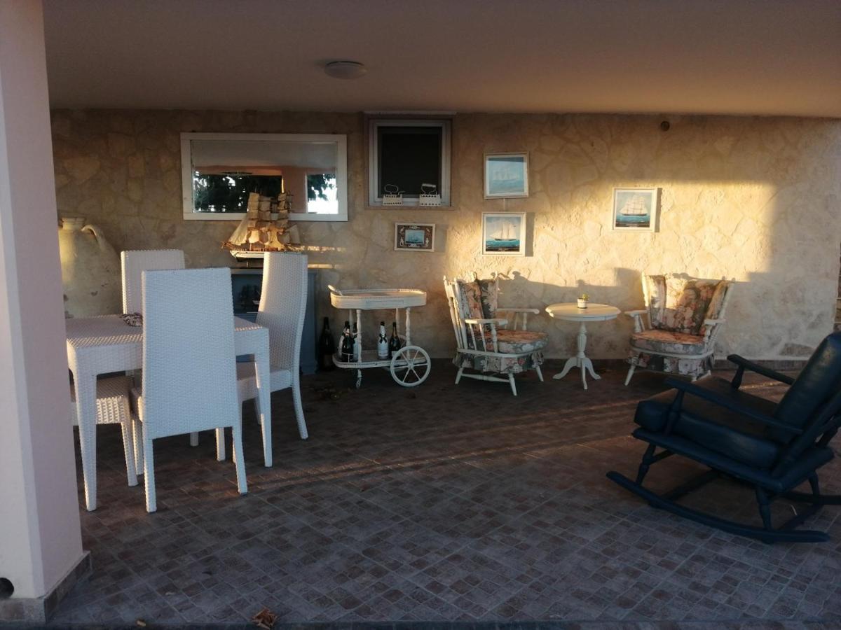 Villa Relax Amore Le Lamie di Olimpe Exterior foto